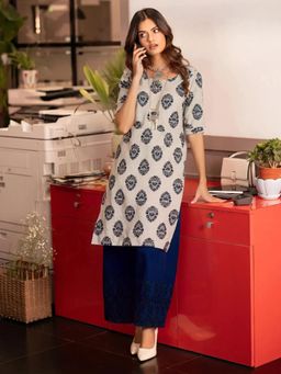 Gahan - Women Stylish Crepe Printed Straight Kurta - Beige