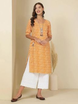 Gahan - Women Stylish Crepe Printed Straight Kurta - Orange