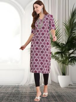 Gahan - Women Stylish Crepe Printed Straight Kurta - Maroon