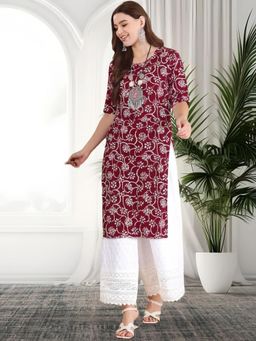Gahan - Women Stylish Crepe Printed Straight Kurta - Maroon