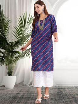 Gahan - Women Stylish Crepe Printed Straight Kurta - Navy Blue