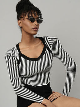 SHOWOFF - Womens Striped Sweetheart Neck Black Fitted Crop Top