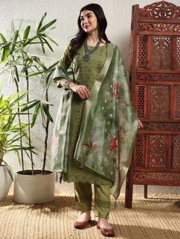 Shopping Queen - Women Green Viscose Embroidered Kurta and Pant with Dupatta