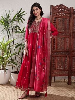 Shopping Queen - Women Pink Silk Embroidered Kurta and Pant with Dupatta