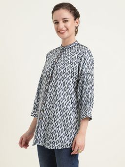 Zari Jaipur - Women White Cotton Tunic with Print