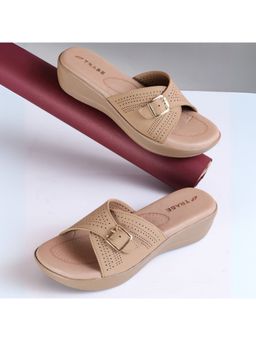 TRASE - Women Beige Casual Sandals