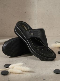 TRASE - Women Black Sandals