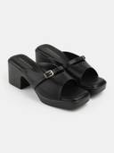 Black color option, Currently selected