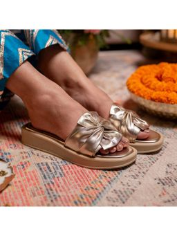 Coral Haze - Royce Gold Sandals