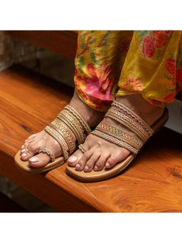 Coral Haze - Rangeela Multi-Color Kolhapuris