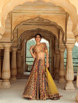 Swati Vijaivargie - Udaipur Lehenga with Biyawar Blouse & Badmer Dupatta (Set of 3)