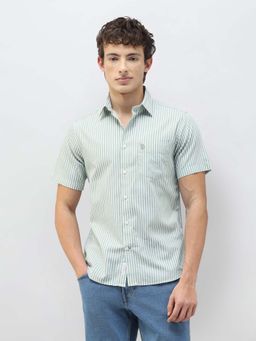 U.S. POLO ASSN. - Men's Casa De Campo Vertical Striped Green Shirt
