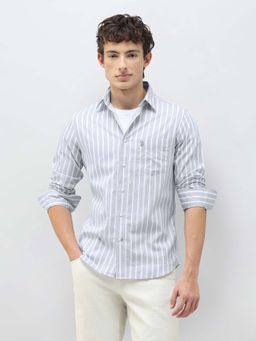 U.S. POLO ASSN. - Men's Casa De Campo Vertical Striped Grey Shirt
