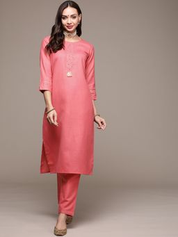 Anubhutee - Women Pink Beaded Kurta with Pant (Set of 2)