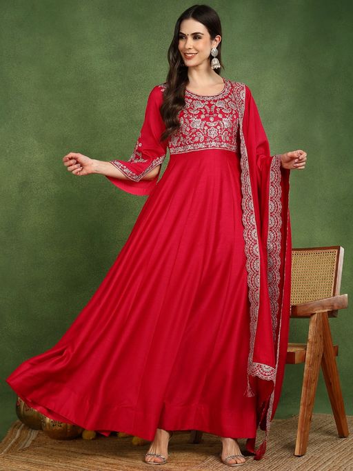Vaamsi Women Pink Silk Blend Solid Embroidered Straight Gown With Dupatta