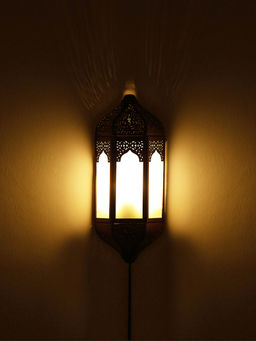 ExclusiveLane - Haveli Jharokha Iron Wall Lamp (14 Inch, Dark Brown, Hand-Etched)
