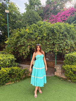 Label Aditi Hundia - Ariel Bloom Blue Midi Dress