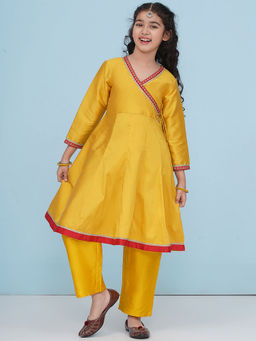 BITIYA BY BHAMA - Girls Ethnic Yellow Solid Kurta and Pant
