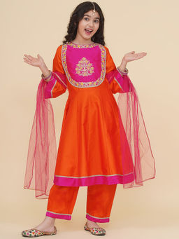 BITIYA BY BHAMA - Girls Ethnic Orange Floral Kurta with Palazzo and Dupatta