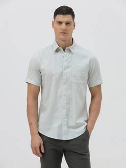 Crocodile - Mens Green Solid Cotton Casual Wear Shirt