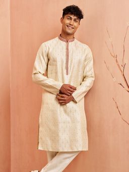 Vastramay - Men Cream Silk Blend Jacquard Kurta