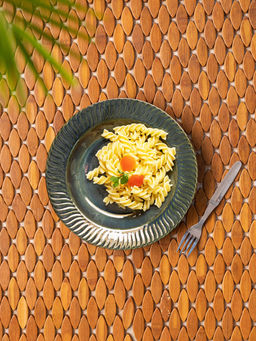 ExclusiveLane - Coral Reef Dinner Plates In Ceramic (Hand Glazed Studio Pottery, Microwave Safe)