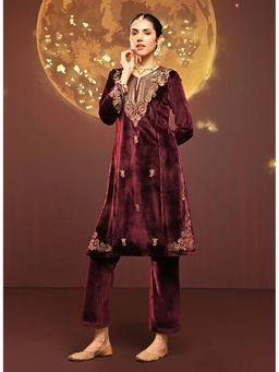 Lakshita - Women Maroon Embroidered Straight Velvet Kurta and Pant (Set of 2)