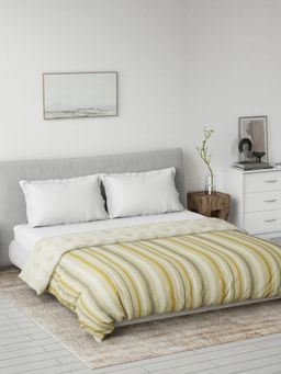 Ddecor Live Beautiful - Primary Collection Reversible Queen Dohar- Yellow