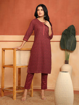 Fabindia - Women Maroon Cotton Floral Printed Kurta and Pant