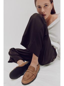 H&M - Women Beige Loafers
