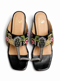 Shilpsutra - The Wild Flora Black Kolhapuri Heels