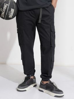 HIGHLANDER - Men's Black Relaxed Fit Mid-Rise Joggers