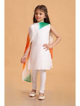 MASTARANG - White Embroidered Kurti With Leggings & Tiranga Dupatta (Set of 3)
