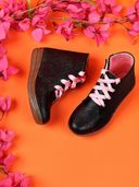 Black color option, Sold out, Currently selected