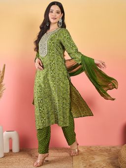 Varanga - Green Zari Yoke Embroidery Kurta with Pant and Dupatta