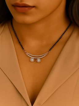 I Jewels - Traditional Single Line Pendant With Black Bead Chain Mangalsutra