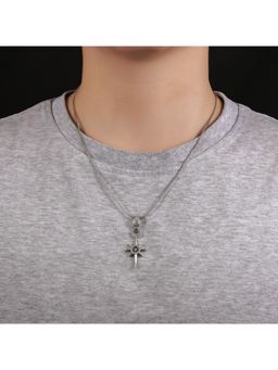 Salty Alpha - Silver Asterion Pendant Necklace