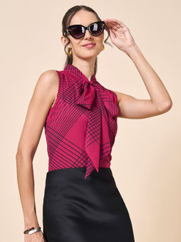 Style Quotient - Women Polyester Magenta & Black Abstract Print Top