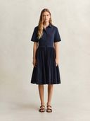 Navy Blue color option, Currently selected