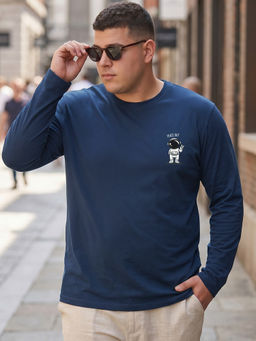 Bewakoof - Navy Blue Peace Out Astronaut Graphic Printed Plus Size T-Shirt