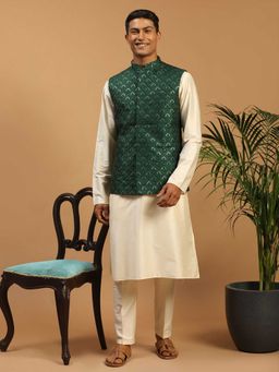 Vastramay - Men Green Embroidered Nehru Jacket With Cream Silk Blend Kurta & Viscose Pyjama