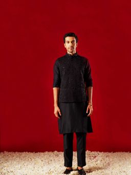 Vastramay - Men Black Quilted Cutdana Work Nehru Jacket With Silk Kurta & Viscose Pyjama