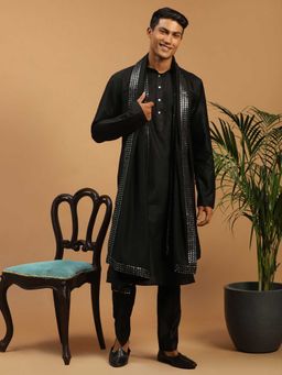 Vastramay - Men Black Solid Silk Blend Kurta With Pyjama & Mirror Work Dupatta