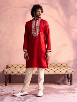 Vastramay - Men Red Embroidered Cotton Kurta With Cream Fine Satin Pyjama