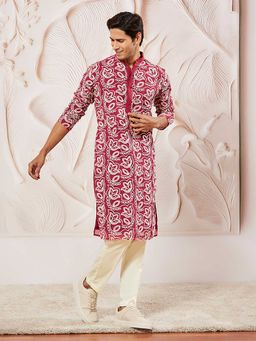 Vastramay - Men Maroon Embroidered Fox Georgette Kurta With Cream Pyjama