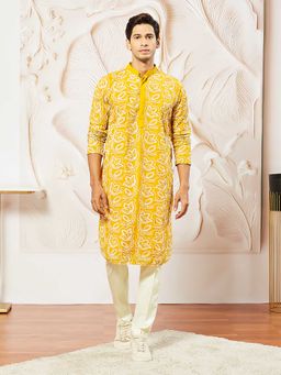 Vastramay - Men Mustard Embroidered Fox Georgette Kurta With Cream Pyjama