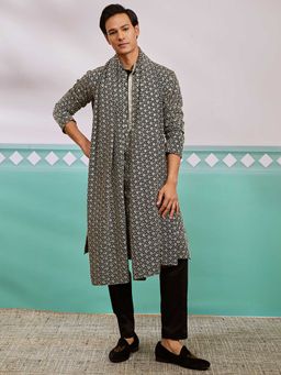 Vastramay - Men Black Embroidered Kurta With Fine Satin Pyjama & Embroidered Dupatta