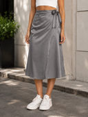 Grey color option, Currently selected