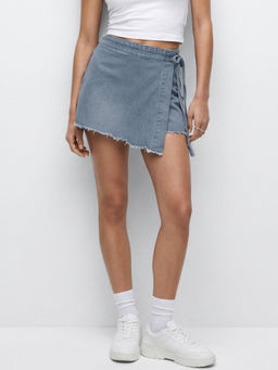 Outzidr - Blue Raw Edged Hem Skorts