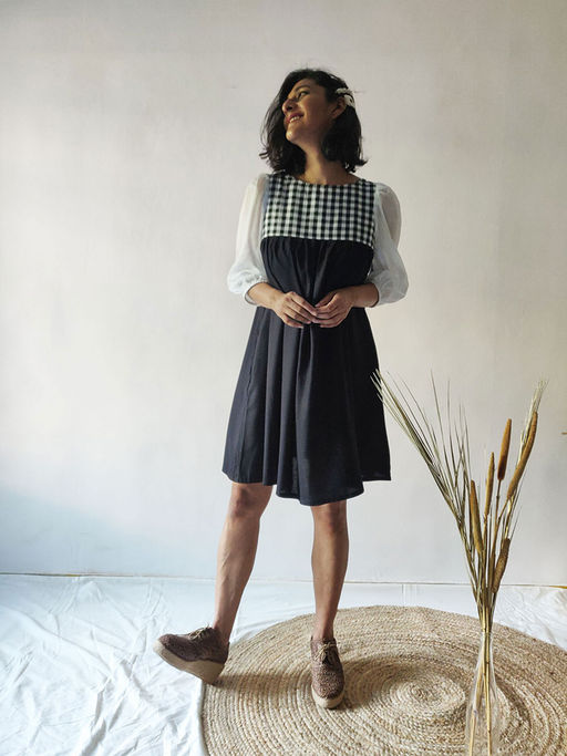 Buy WHY SO BLUE Black Flowy Knee Length Dress Online